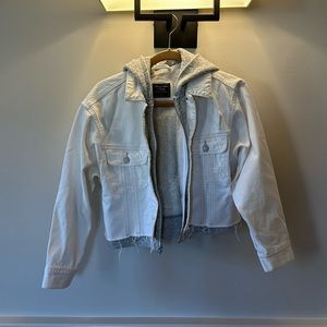 Abercrombie white denim jacket with sweatshirt lined body and hood